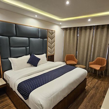Mountain Zest- Simla Royale Near Mall Road Free Pickup From Railway Station Simla 외부 사진