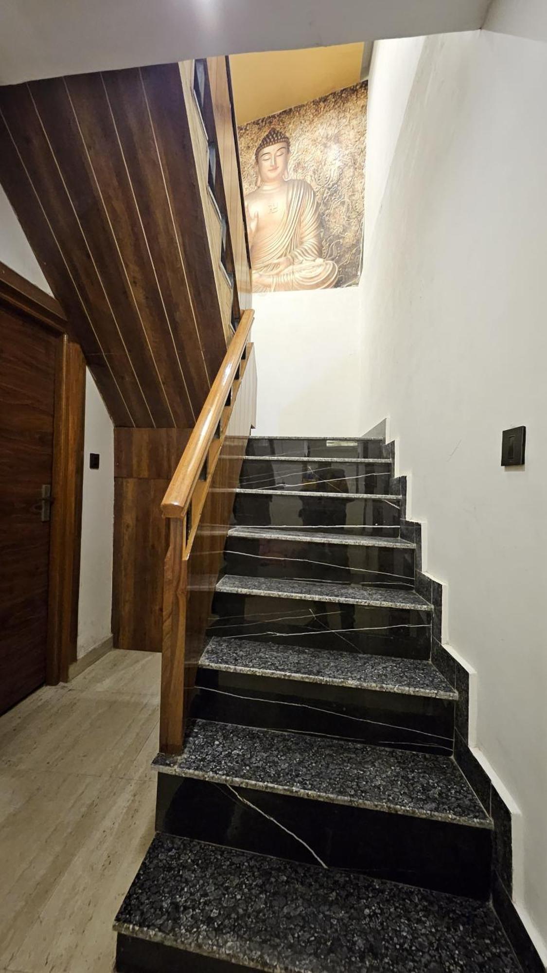 Mountain Zest- Simla Royale Near Mall Road Free Pickup From Railway Station Simla 외부 사진