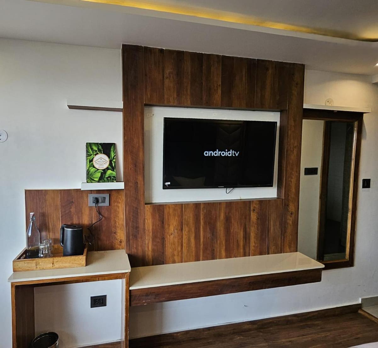 Mountain Zest- Simla Royale Near Mall Road Free Pickup From Railway Station Simla 외부 사진