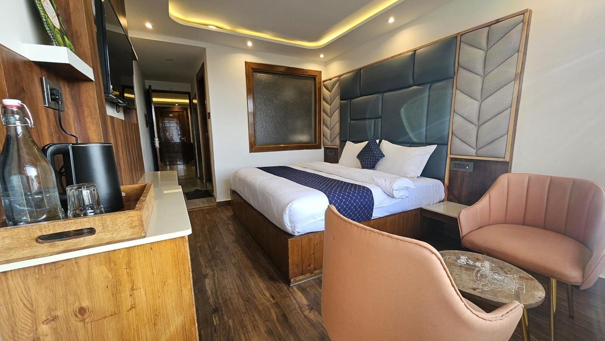 Mountain Zest- Simla Royale Near Mall Road Free Pickup From Railway Station Simla 외부 사진