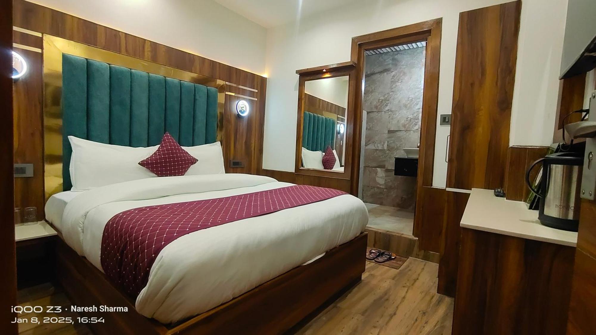 Mountain Zest- Simla Royale Near Mall Road Free Pickup From Railway Station Simla 외부 사진