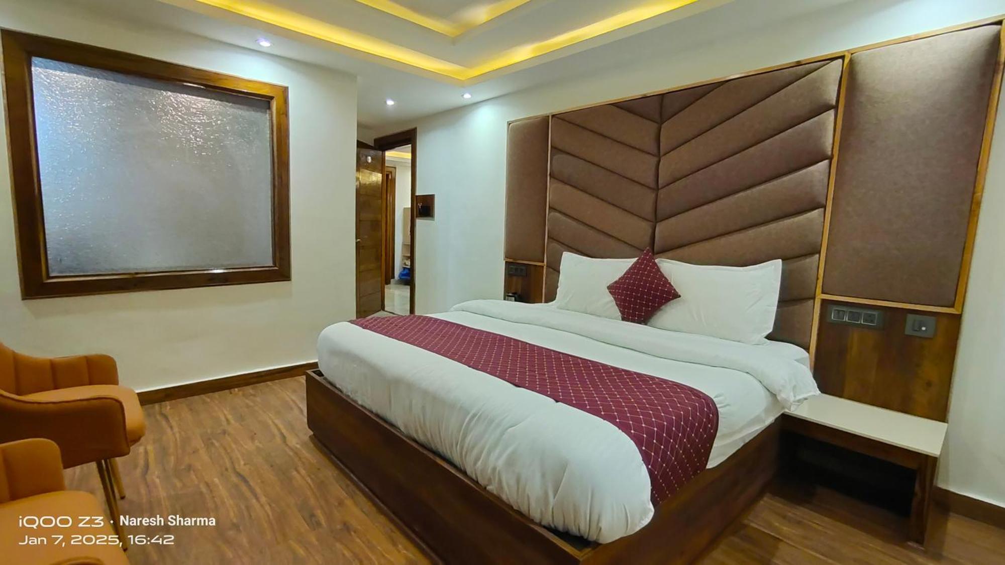 Mountain Zest- Simla Royale Near Mall Road Free Pickup From Railway Station Simla 외부 사진
