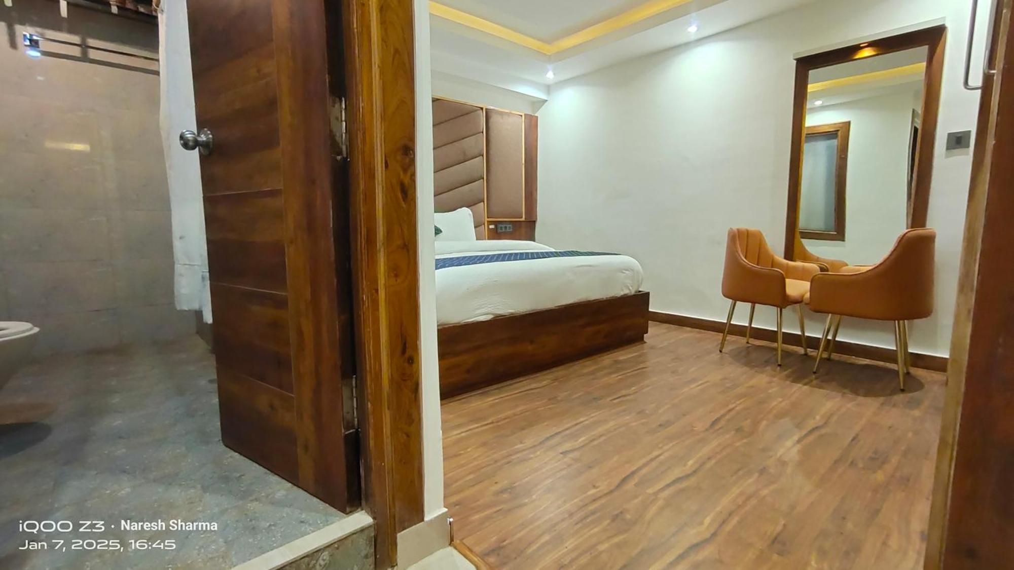 Mountain Zest- Simla Royale Near Mall Road Free Pickup From Railway Station Simla 외부 사진
